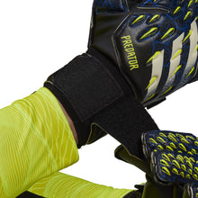 Load image into Gallery viewer, adidas Predator 20 Match Fingersave Glove
