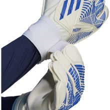 Load image into Gallery viewer, adidas Predator Glove Training