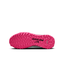 Cargar imagen en el visor de la galería, Nike JR Zoom Superfly 9 Academy XXV TF