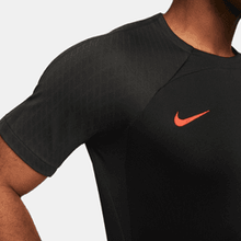 Cargar imagen en el visor de la galería, Nike Men's USA Dri-FIT Knit Soccer Top