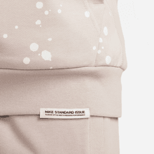 Cargar imagen en el visor de la galería, Nike U.S. Standard Issue Men's DRI-Fit Pullover Hoodie