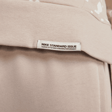 Cargar imagen en el visor de la galería, Nike U.S. Standard Issue Women's Dri-FIT Pullover Hoodie
