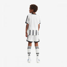 Load image into Gallery viewer, adidas Juventus 22/23 Home Jersey Youth