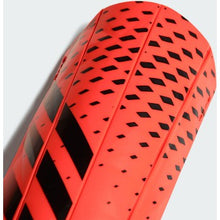 Cargar imagen en el visor de la galería, adidas Predator Match Shinguard
