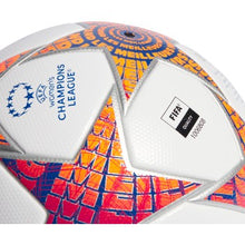 Cargar imagen en el visor de la galería, adidas W UCL League ball
