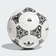 Cargar imagen en el visor de la galería, adidas WC OMB Mash Up Ball
