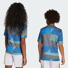 Cargar imagen en el visor de la galería, adidas Youth Real Madrid 25/26 Pre-Match Jersey
