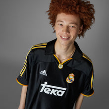 Cargar imagen en el visor de la galería, adidas REAL MADRID 99/00 AWAY JERSEY
