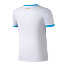 Cargar imagen en el visor de la galería, Umbro Kids Guatemala 2026 Home Jersey Kit
