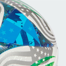 Cargar imagen en el visor de la galería, adidas MLS 2025 Mini Ball
