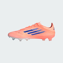 Cargar imagen en el visor de la galería, adidas F50 Pro FG
