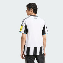 Cargar imagen en el visor de la galería, adidas Men&#39;s Newcastle United 25/26 Home Jersey
