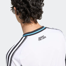 Cargar imagen en el visor de la galería, adidas Men&#39;s Newcastle United 25/26 Home Jersey
