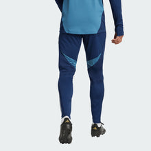 Cargar imagen en el visor de la galería, adidas Men&#39;s Arsenal Training Pants 25/26
