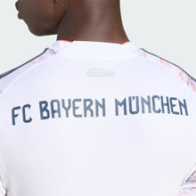 Cargar imagen en el visor de la galería, adidas Men&#39;s FC Bayern Munich 25/26 Away Jersey
