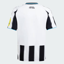 Cargar imagen en el visor de la galería, adidas Youth Newcastle United 25/26 Home Jersey

