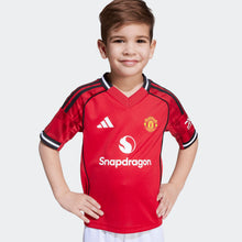 Cargar imagen en el visor de la galería, adidas Manchester United 25/26 Toddlers Home Jersey
