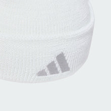Cargar imagen en el visor de la galería, adidas 25/26 Real Madrid Woolie Beanie

