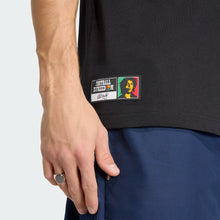 Cargar imagen en el visor de la galería, adidas Men's 2026 Jamaica DNA Tee
