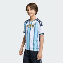 Cargar imagen en el visor de la galería, adidas Youth Argentina Home Stadium Jersey 2026
