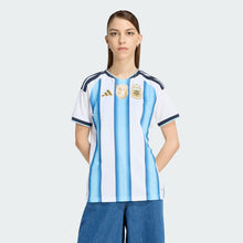 Cargar imagen en el visor de la galería, adidas Women's Argentina Stadium Home Jersey 2026
