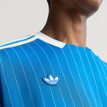 Cargar imagen en el visor de la galería, adidas Real Madrid Terrace Icons Jersey
