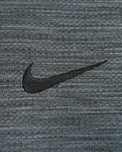 Cargar imagen en el visor de la galería, Nike Men&#39;s Dri-FIT Long-Sleeve Hooded Soccer Top
