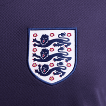 Cargar imagen en el visor de la galería, Nike Men&#39;s Dri-Fit England 2024/25 Strike Top
