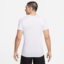 Cargar imagen en el visor de la galería, Nike Pro Men&#39;s Dri-FIT Slim Short-Sleeve Top
