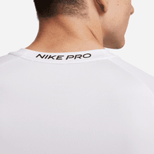Cargar imagen en el visor de la galería, Nike Pro Men&#39;s Dri-FIT Slim Short-Sleeve Top
