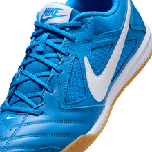 Cargar imagen en el visor de la galería, Nike Gato IC
