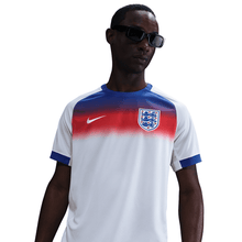 Cargar imagen en el visor de la galería, Nike Men&#39;s England 2025 (Women&#39;s) Stadium Home Jersey
