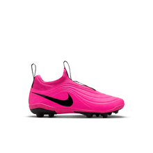 Load image into Gallery viewer, Nike Jr. Tiempo Maestro Flex FG/MG PS
