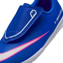 Load image into Gallery viewer, Nike Jr. Mercurial Vapor 16 Club IC PS (V)
