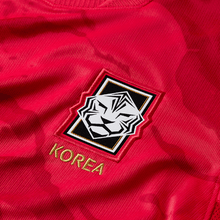 Cargar imagen en el visor de la galería, Nike Youth South Korea 2026 Home Stadium Jersey
