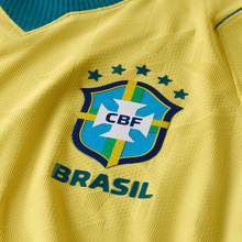 Cargar imagen en el visor de la galería, Nike Men's Brazil 2026 Authentic Home Jersey
