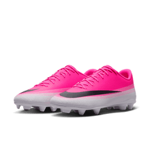 Cargar imagen en el visor de la galería, Nike Mercurial Vapor 17 Club FG/MG T
