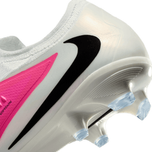Cargar imagen en el visor de la galería, Nike Phantom 6 Low Pro FG
