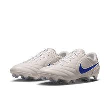 Cargar imagen en el visor de la galería, Nike Tiempo Ligera Pro FG
