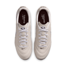 Cargar imagen en el visor de la galería, Nike Tiempo Ligera Pro FG
