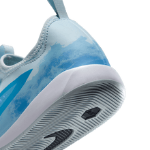 Load image into Gallery viewer, Nike Jr. Phantom 6 Low Academy IC EH
