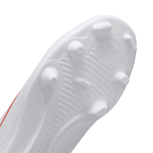 Cargar imagen en el visor de la galería, Nike Jr. Mercurial Superfly 11 Club FG
