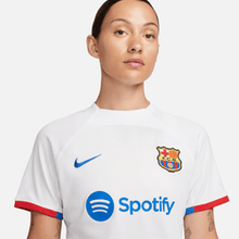 Cargar imagen en el visor de la galería, Nike Womens FC Barcelona 23/24 Away Jersey
