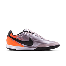 Cargar imagen en el visor de la galería, Nike Tiempo Streetgato PRM Heritage IC
