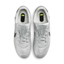 Load image into Gallery viewer, Nike Premier III FG
