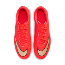 Load image into Gallery viewer, Nike Mercurial Vapor 17 Club TF
