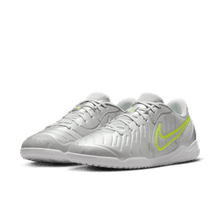 Cargar imagen en el visor de la galería, Nike Tiempo Legend 10 Academy IC
