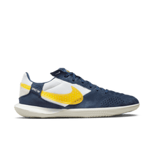 Load image into Gallery viewer, Nike Streetgato IC
