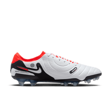 Cargar imagen en el visor de la galería, Nike Tiempo Legend 10 Elite FG
