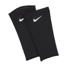 Cargar imagen en el visor de la galería, Nike Elite Guard Lock
